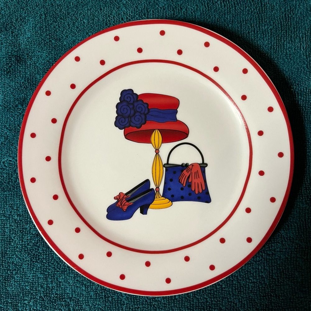 Red Hat plate